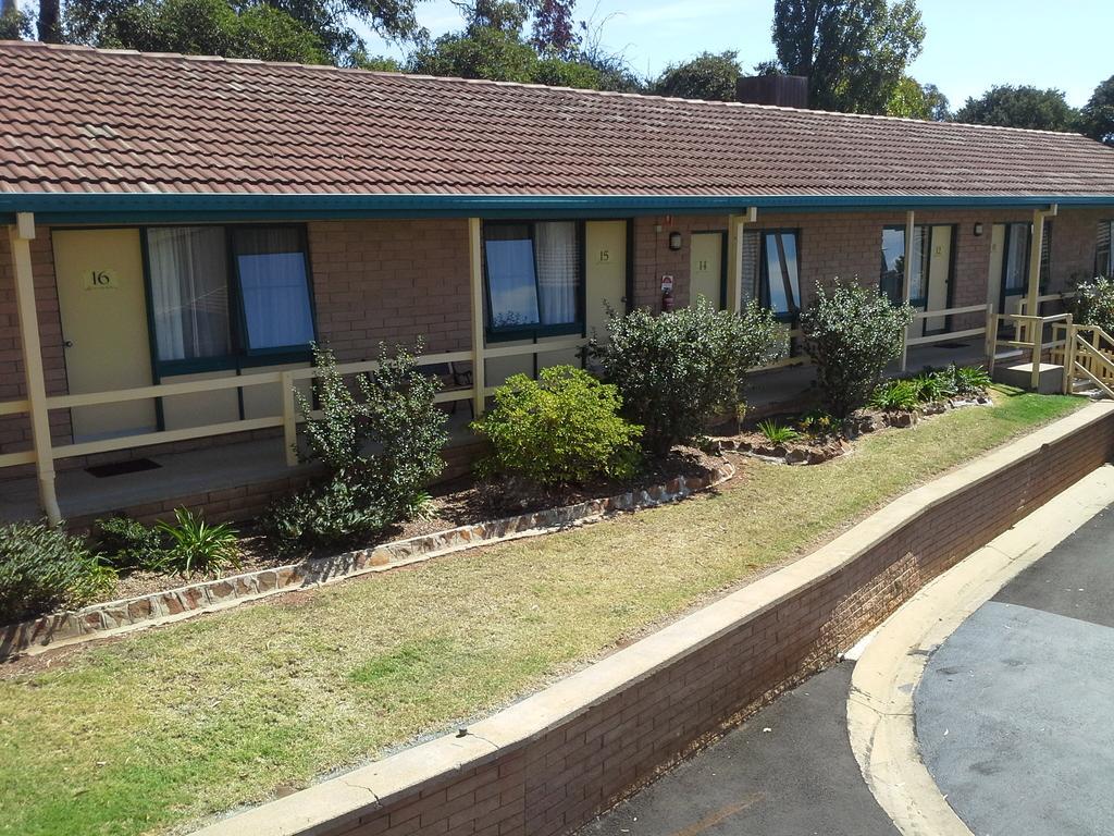 Hideaway Motor Inn Armidale Exterior photo