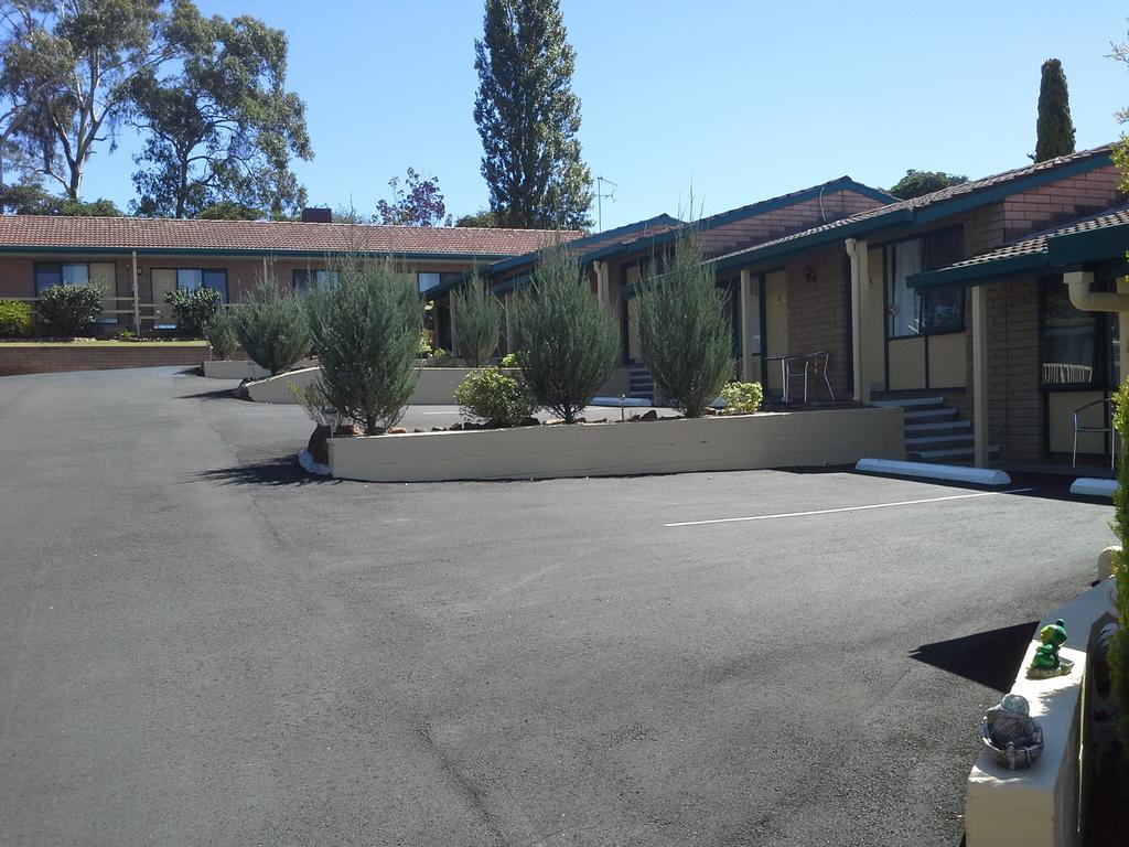 Hideaway Motor Inn Armidale Exterior photo